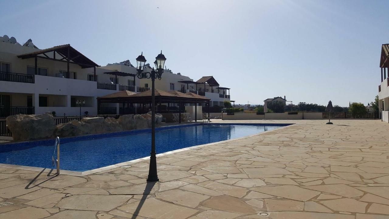 D202 Vanessa Apartments, Peyia Ngoại thất bức ảnh